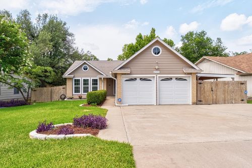 4901 Transit Cir, Austin, TX, 78727-5144 | Card Image