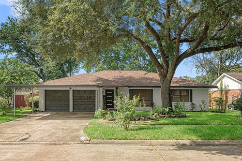2607 Easy St, Pasadena, TX, 77502-3236 | Card Image