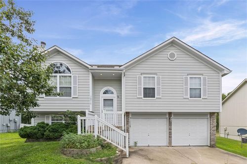 16414 Hight Ave, Belton, MO, 64012-5477 | Card Image