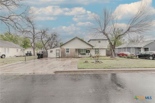 409 S 27th St, Temple, TX, 76504-4013 | Card Image