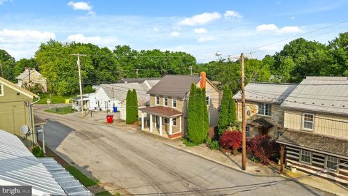306 W Chapline St, SHARPSBURG, MD, 21782-1427 | Card Image