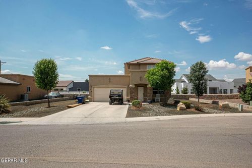 616 Valley Plum Ave, El Paso, TX, 79932-4317 | Card Image