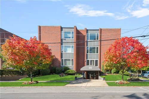 201-30 Blackstone Blvd, Providence, RI, 02906-5445 | Card Image