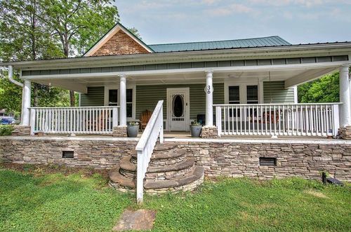 36 Shaw St, Kingston, GA, 30145-2428 | Card Image