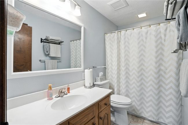 1704 Pikes Peak Ct Ne, Condo with 2 bedrooms, 2 bathrooms and null parking in Cedar Rapids IA | Image 12