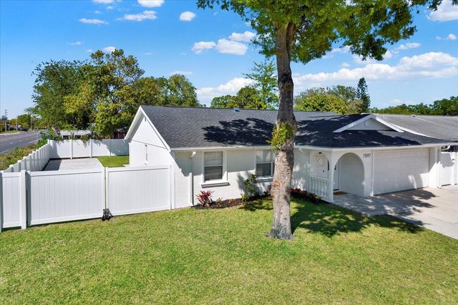 7097 Aberfeldy Ave N, House other with 3 bedrooms, 2 bathrooms and null parking in St Petersburg FL | Image 33