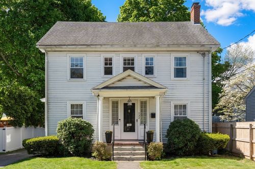 132 Dale St, Waltham, MA, 02451-3706 | Card Image