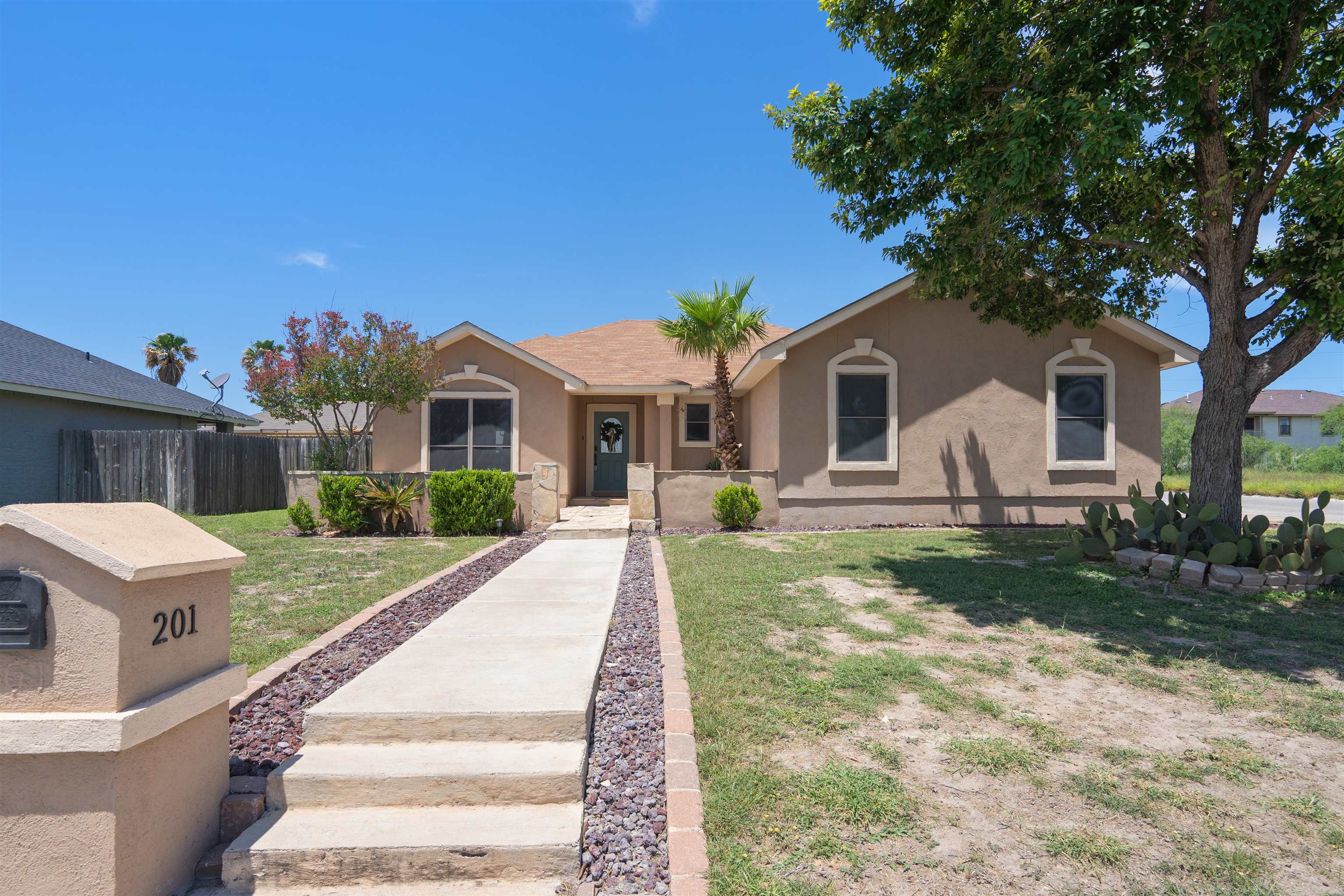 Residential in Del Rio 4