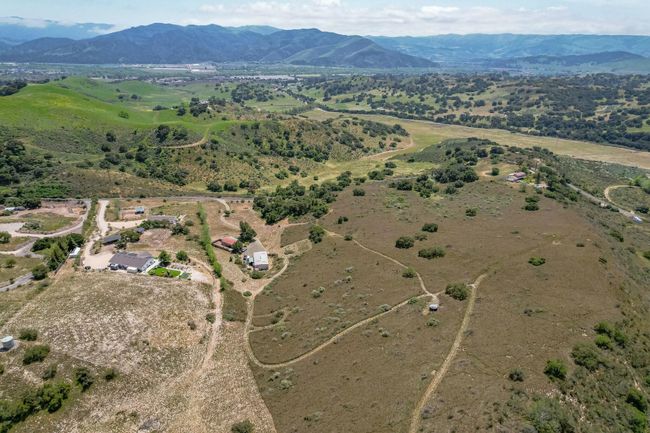 655 Bobcat Springs Rd, House other with 2 bedrooms, 2 bathrooms and null parking in Buellton CA | Image 40