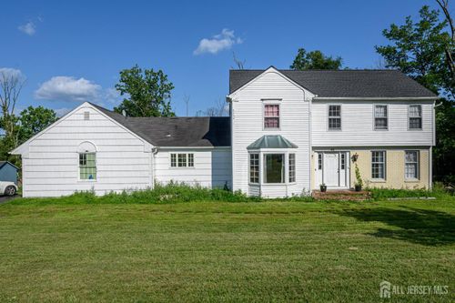 92 Country Acres Dr, Hampton, NJ, 08827-4110 | Card Image