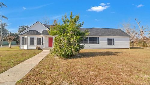 26 S Oak St, Lakeland, GA, 31635-6429 | Card Image