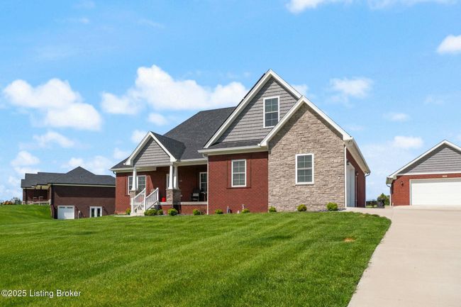 240 Brennan Ct, House other with 3 bedrooms, 2 bathrooms and null parking in Shepherdsville KY | Image 5
