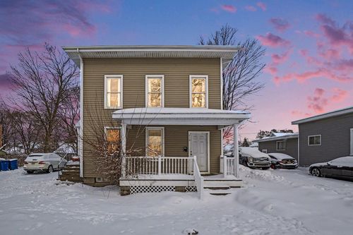 913 Elliott Avenue, Grand Haven Charter Township, MI, 49417 | Card Image