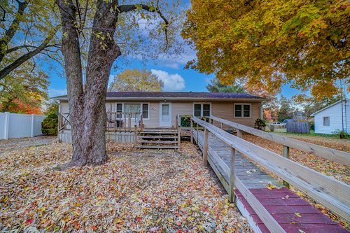 405 Hobson St, Woodland, IL, 60974 | Card Image