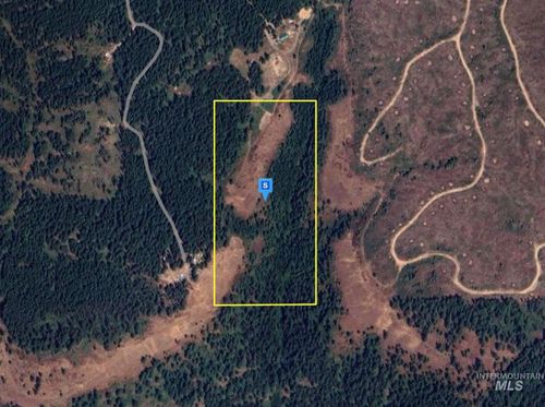 750 Dorning Dr, St. Maries, ID, 83861-9379 | Card Image