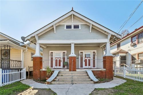 2626-28 26 Acacia Street, New Orleans, LA, 70122 | Card Image