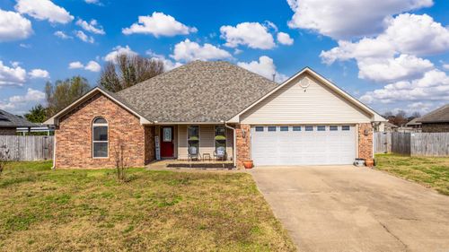 43 Dove Ln, Vilonia, AR, 72173-8038 | Card Image