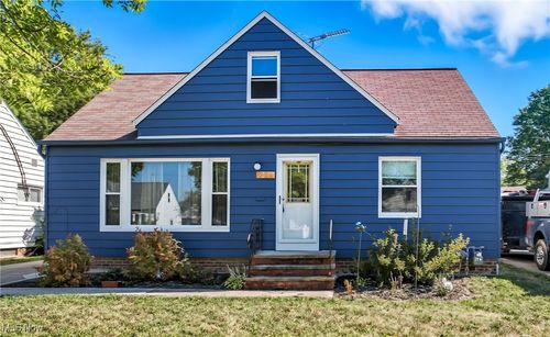 721 Pendley Rd, Willowick, OH, 44095-4230 | Card Image