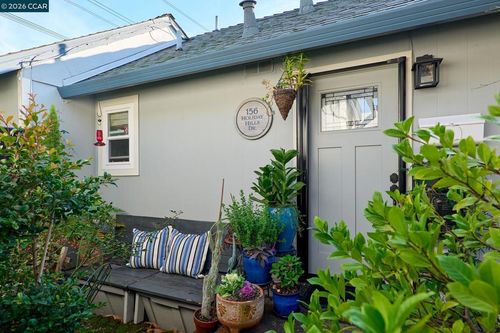 156 Holiday Hills Dr, Martinez, CA, 94553-4212 | Card Image