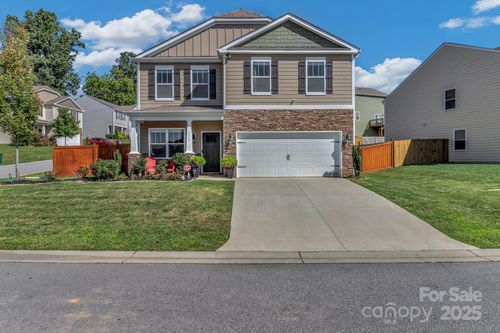 235 Marathon Ln, Candler, NC, 28715-0716 | Card Image
