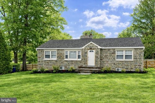 551 Fernhill Rd, WEST CHESTER, PA, 19380-4705 | Card Image