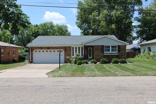 307 N Toepfer St, Tremont, IL, 61568-8504 | Card Image