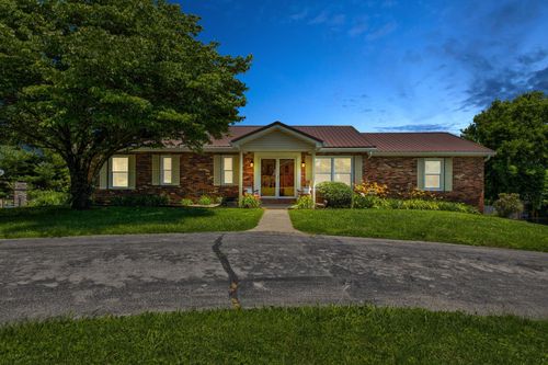 1207 Shadelawn Dr, Mt Sterling, KY, 40353-8146 | Card Image