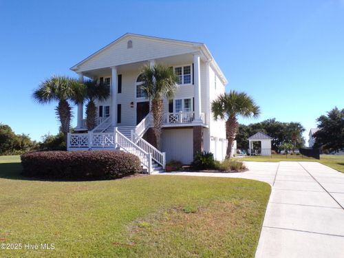 42 Harbour Village Ter, Hampstead, NC, 28443-8071 | Card Image