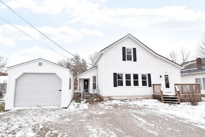 105 E Elkhart Street, House other with 4 bedrooms, 1 bathrooms and null parking in Bristol IN | Image 1