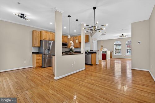 118 Persimmon Cir, REISTERSTOWN, MD, 21136-6463 | Card Image