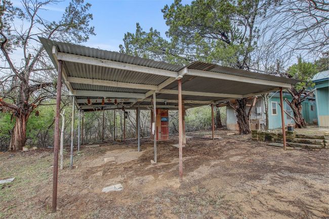 205 Singleton Dr, House other with 1 bedrooms, 1 bathrooms and 4 parking in Spicewood TX | Image 5