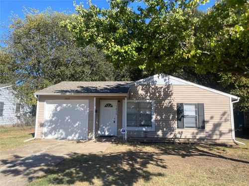 3815 Lovingood Dr, Dallas, TX, 75241-4307 | Card Image