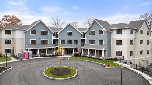 apt-207-16 Stearns Rd, Wellesley, MA, 02482-4743 | Card Image