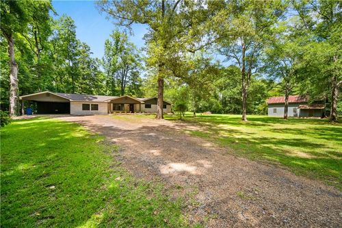 1052 Trent St, Jena, LA, 71342-4529 | Card Image