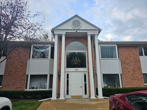 apt-4b-1503 Milwaukee Ave, Libertyville, IL, 60048-1360 | Card Image