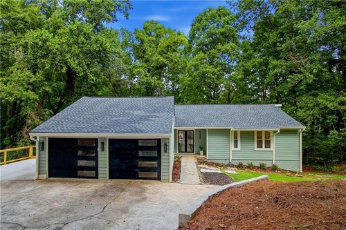545 Longleaf Dr, Roswell, GA, 30075-4323 | Card Image