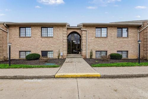 3963 School Section Rd, Cincinnati, OH, 45211 | Card Image