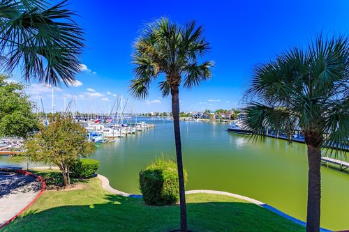 101a-1302 Marina Bay Dr, Clear Lake Shores, TX, 77565-2469 | Card Image