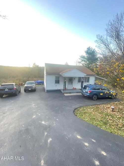 675 Reservoir Road, Hollidaysburg, PA, 16648 | Card Image