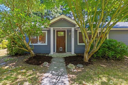 22605 61st Avenue W, Mountlake Terrace, WA, 98043 | Card Image
