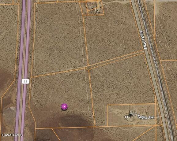 Land in Mojave