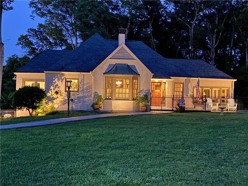 584 Cherokee St Ne, Marietta, GA, 30060-1302 | Card Image