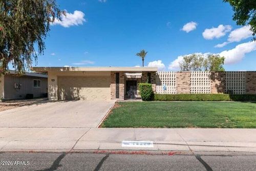18226 N 104th Ave, Sun City, AZ, 85373-1665 | Card Image