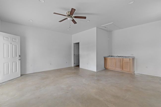 480 Grandpa Rd, House other with 4 bedrooms, 2 bathrooms and 8 parking in Lockhart TX | Image 23
