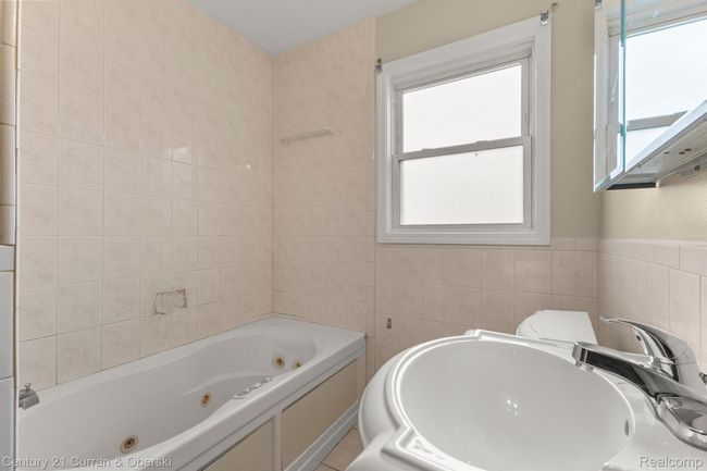 855 John Daly St, House other with 3 bedrooms, 1 bathrooms and null parking in Inkster MI | Image 10