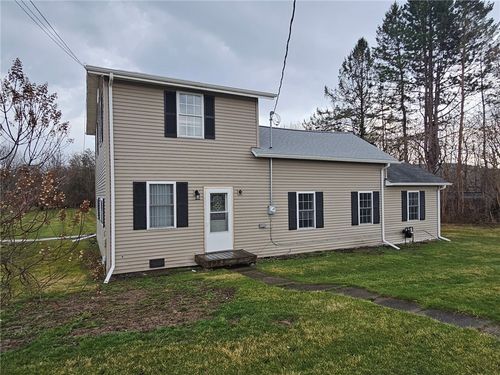 76 Hammond St, Big Flats, NY, 14814-8901 | Card Image