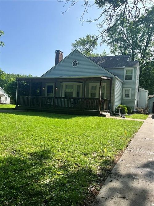 803 Mulberry St, Ottawa, KS, 66067-3038 | Card Image