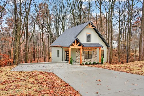 1004 Tulip Dr, White House, TN, 37188-9049 | Card Image