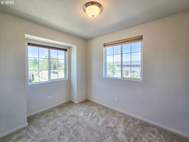 2220 Se 16 Th St, House attached with 3 bedrooms, 3 bathrooms and 2 parking in Gresham OR | Image 23