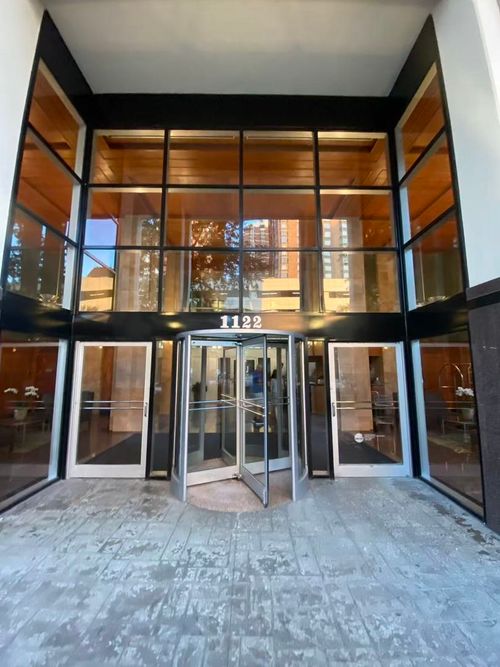 1607-1122 N Clark St, Chicago, IL, 60610-7878 | Card Image